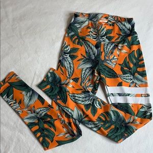 Stronger Tropical Leggings